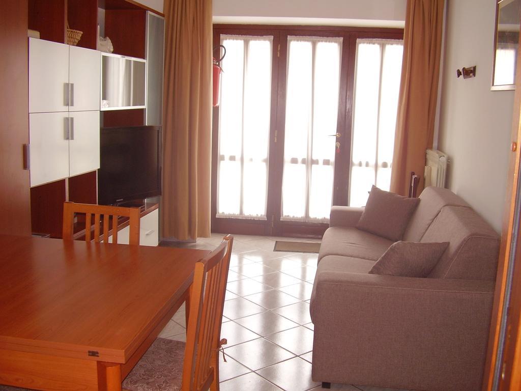 Jean Home Γκαλλαράτε Εξωτερικό φωτογραφία