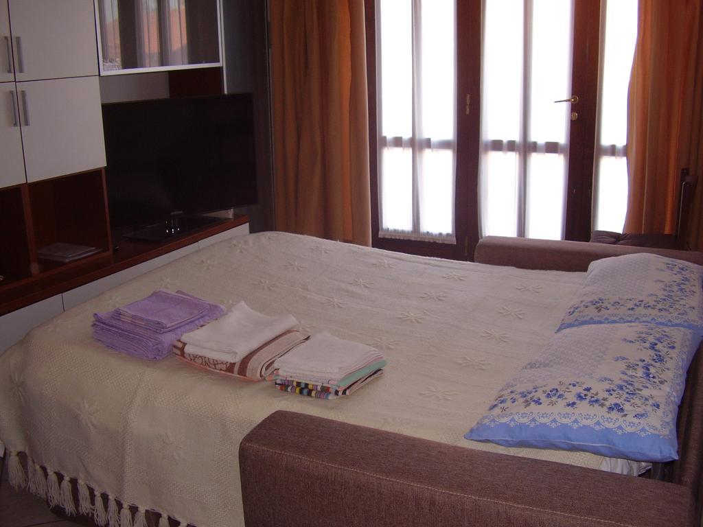 Jean Home Γκαλλαράτε Εξωτερικό φωτογραφία